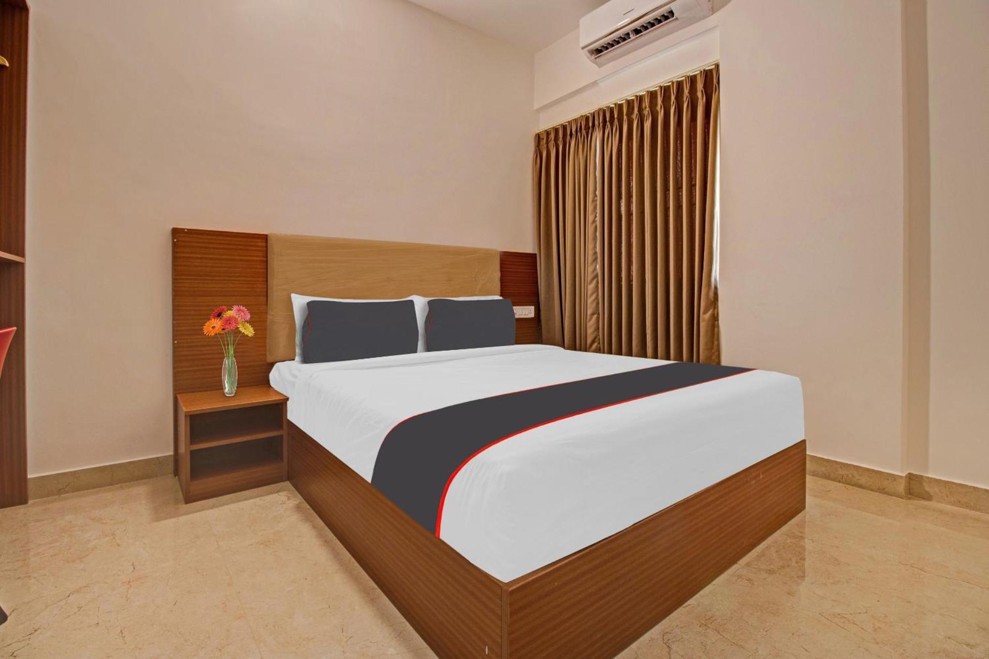 Super Collection O Petals Otium Business Hotel Bangalore Esterno foto