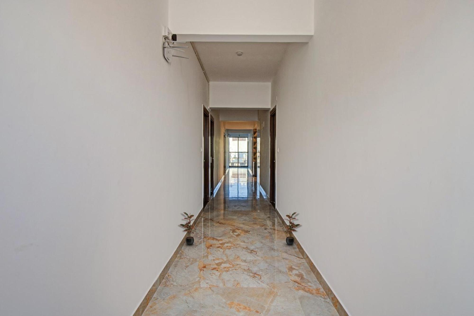 Super Collection O Petals Otium Business Hotel Bangalore Esterno foto