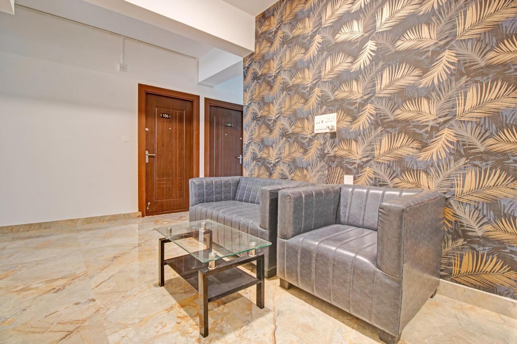 Super Collection O Petals Otium Business Hotel Bangalore Esterno foto